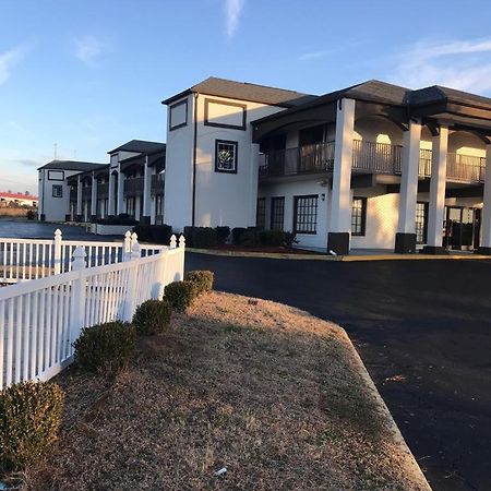 Americas Best Value Inn Holly Springs Exterior photo